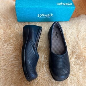 Soft walk Adora Navy Reptile Smooth Slip on Shoe